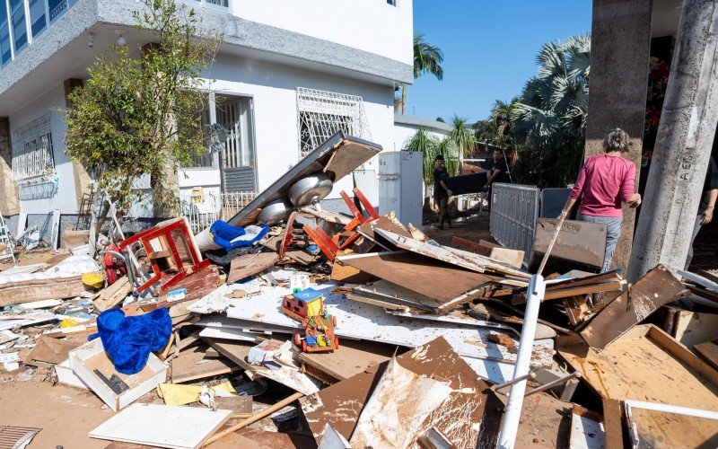 CenÃ¡rio de destruiÃ§Ã£o em Roca Sales apÃ³s a cheia histÃ³rica do Rio Taquari