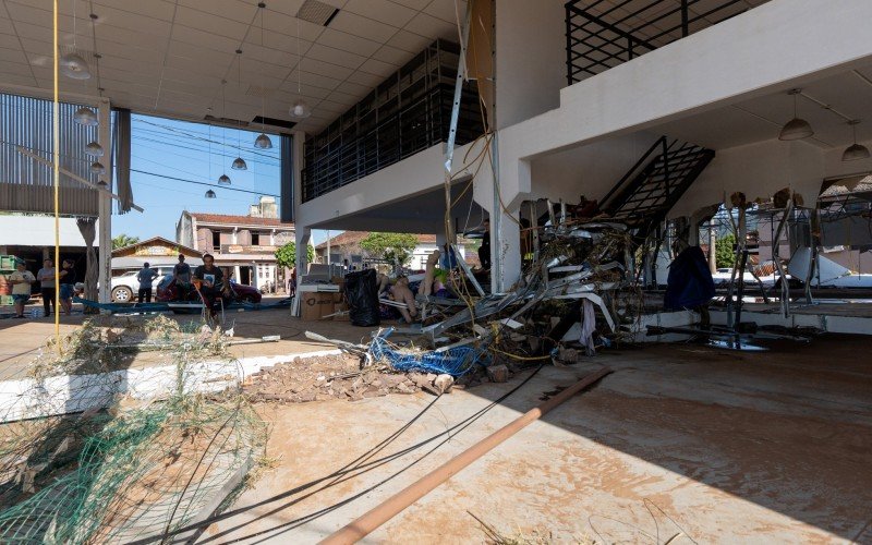 CenÃ¡rio de destruiÃ§Ã£o em Roca Sales apÃ³s a cheia histÃ³rica do Rio Taquari