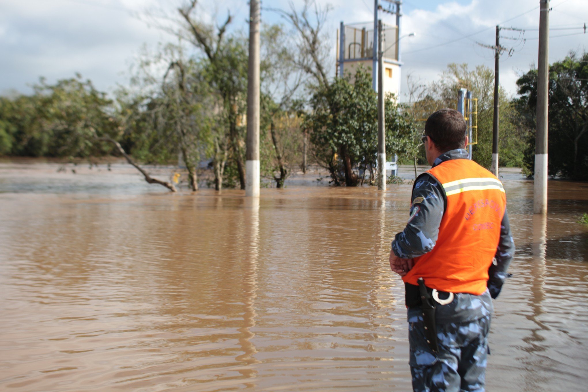 PREVISÃO DO TEMPO: Defesa Civil do RS faz alerta para risco de inundação do Rio Caí; veja estimativa