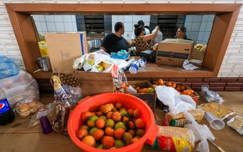 CenÃ¡rio Ã© de destruiÃ§Ã£o e mobilizaÃ§Ã£o no municÃ­pio de MuÃ§um