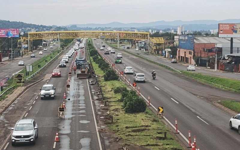 Diferentemente do informado pelo Dnit na quarta-feira (6), neste feriado equipes trabalham na execução das obras da terceira faixa da rodovia  