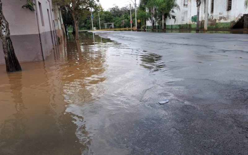 NÃ­vel do Rio CaÃ­ estÃ¡ diminuindo em Montenegro