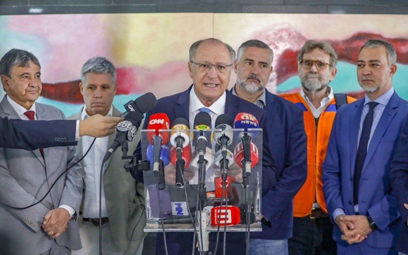 Geraldo Alckmin anuncia medidas ao Rio Grande do Sul após reunião com ministros | Jornal NH