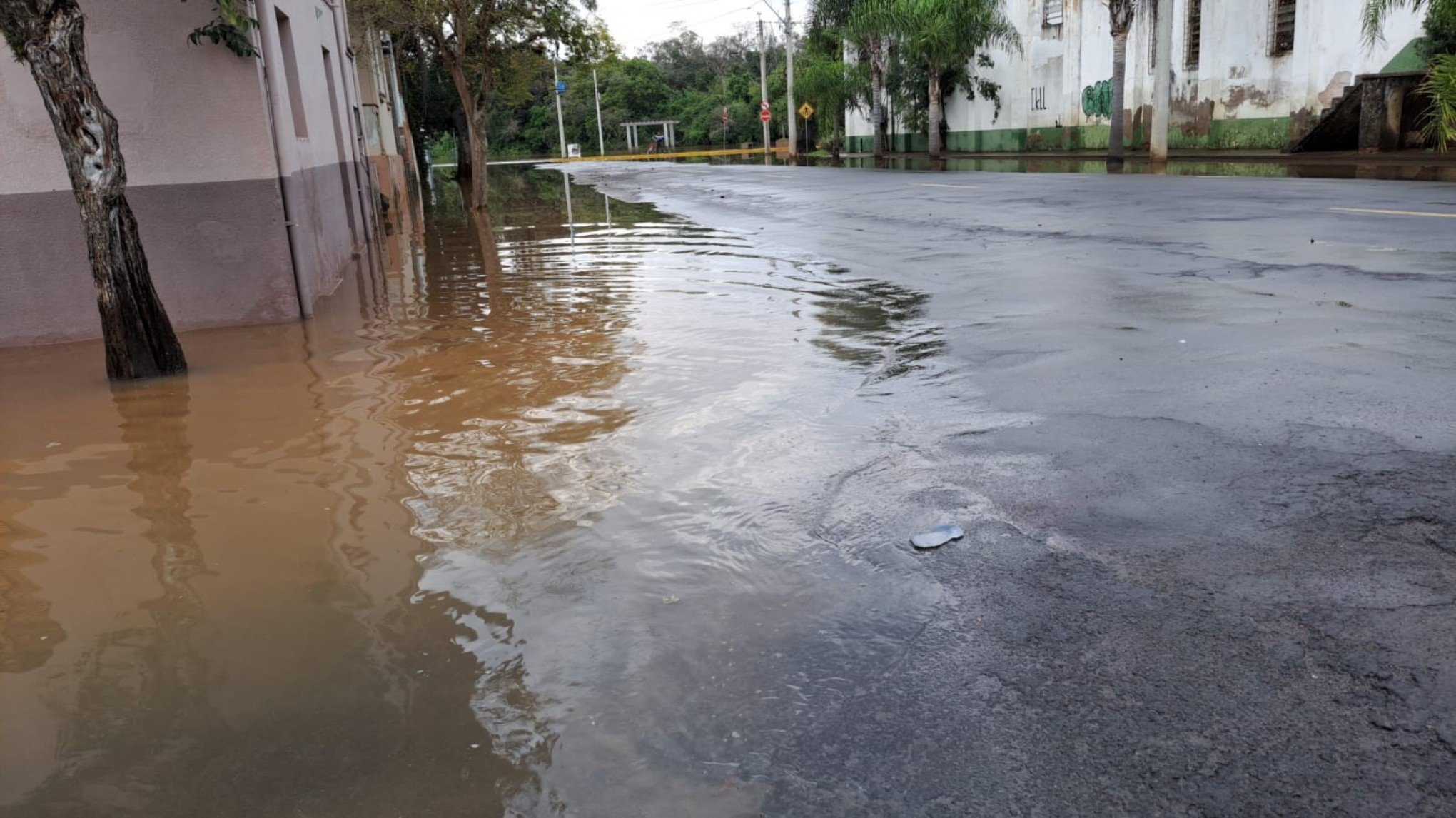 Cheia no Guaíba represa água do Rio Caí e ainda tem enchente em Montenegro