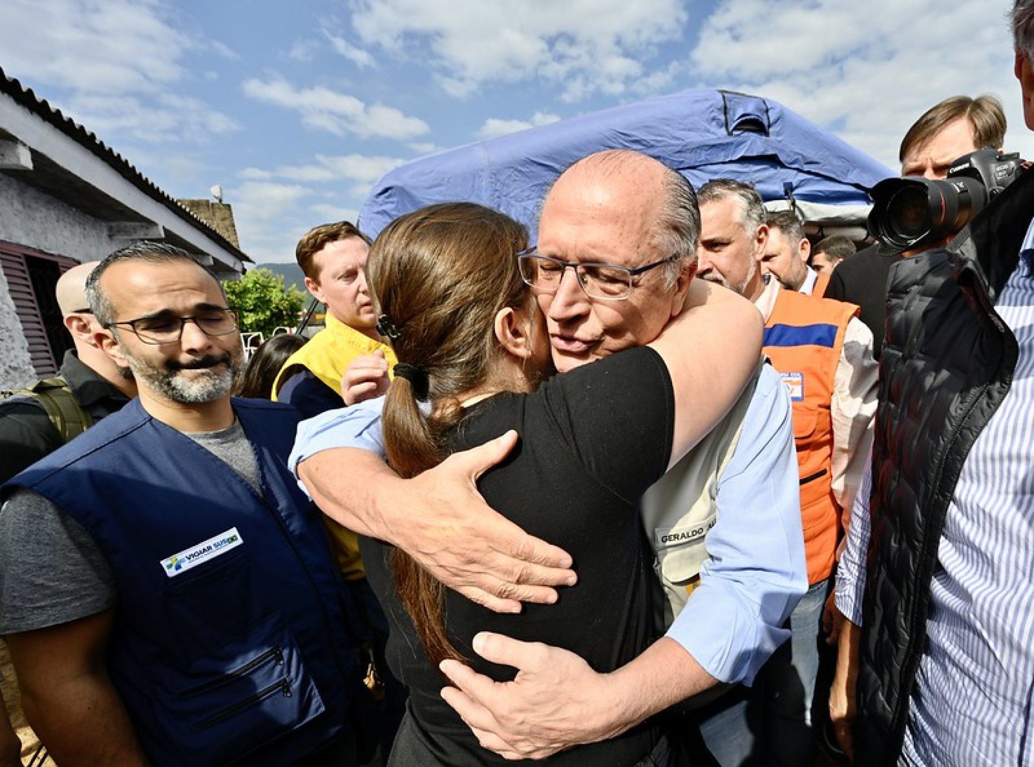 Alckmin no RS: Comitiva do governo federal visita hospital de campanha montado em Roca Sales