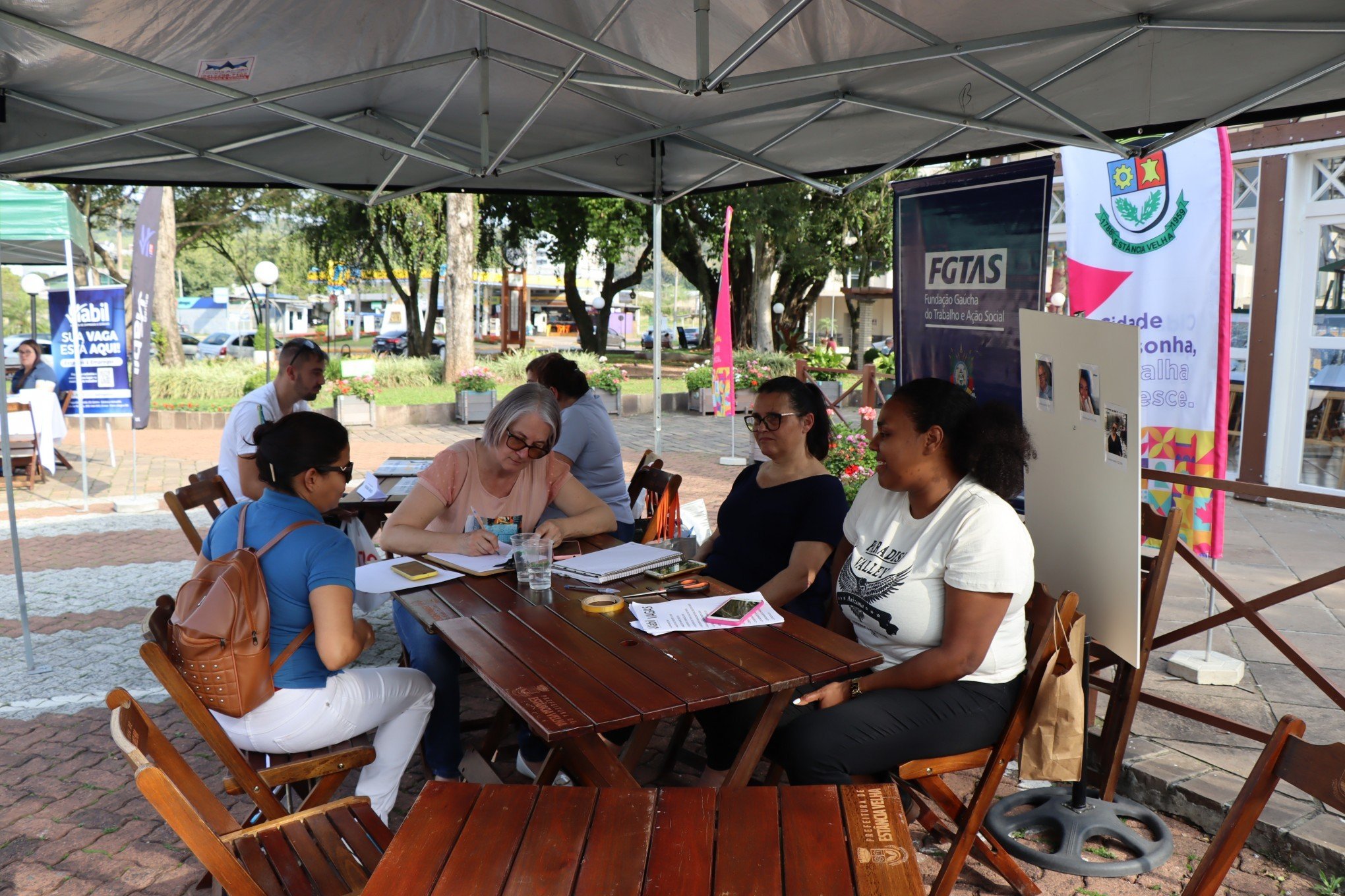 VAGAS DE EMPREGO: Estância Velha realiza feirão para comemorar aniversário da cidade