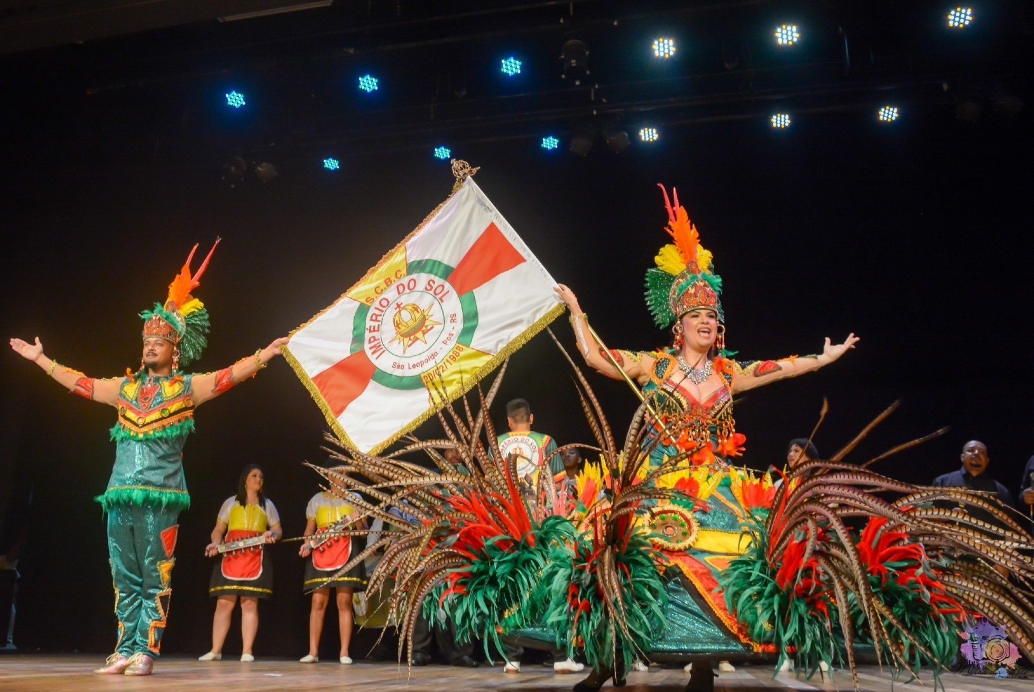 Com show, Império do Sol lança seu samba-enredo para 2024 no Teatro Municipal