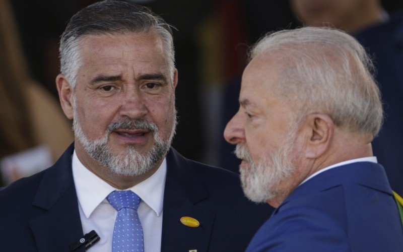 Paulo Pimenta com o presidente Luiz Inácio Lula da Silva | abc+