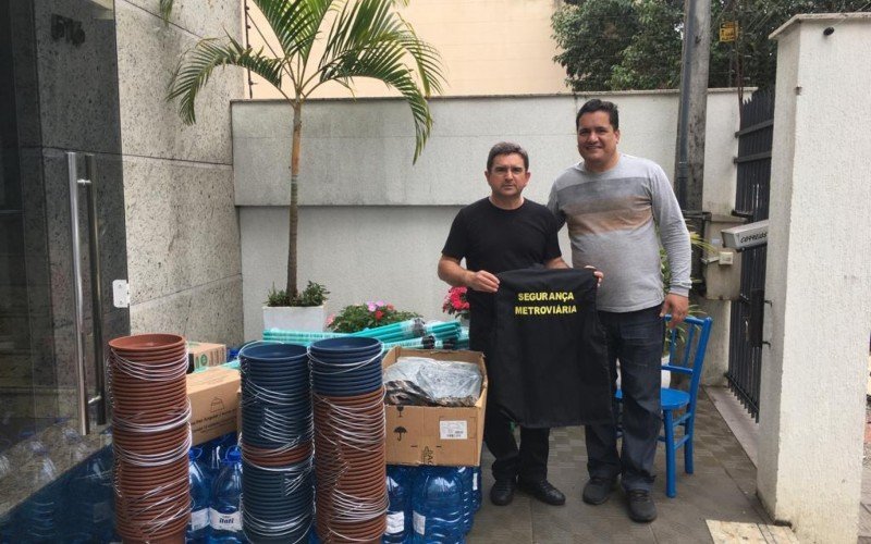 Doações saíram de Canoas e foram entregues em Lajeado