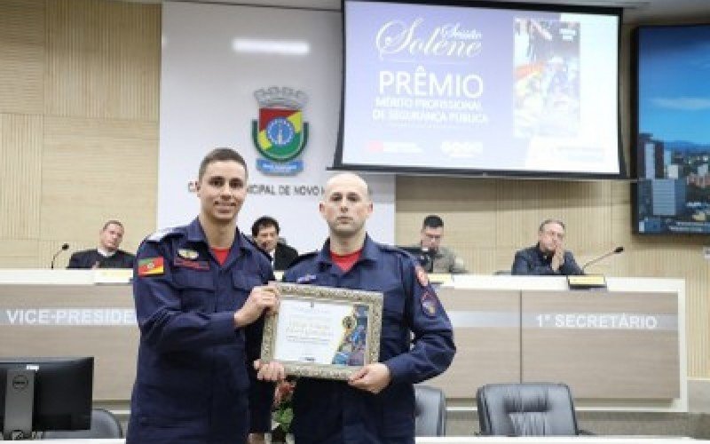 Soldado Olavio ValÃ©rio Flesch foi o homenageado do Corpo de Bombeiros 