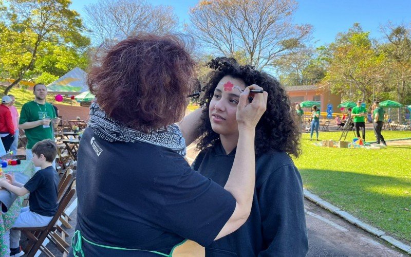  Estudante Marina Meghini adora participar do Festival