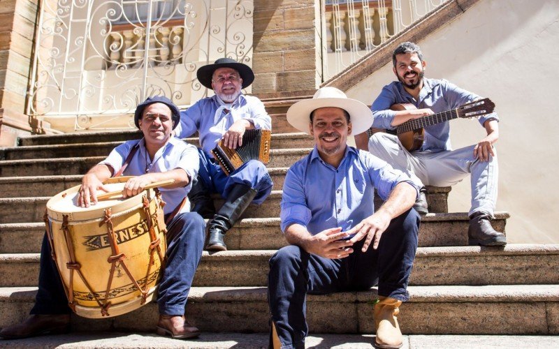 Os Fagundes se apresenta no Ronco do Bugio, em São Francisco de Paula