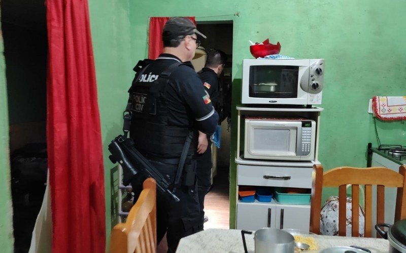 Imagens da OperaÃ§Ã£o RessurreiÃ§Ã£o 
