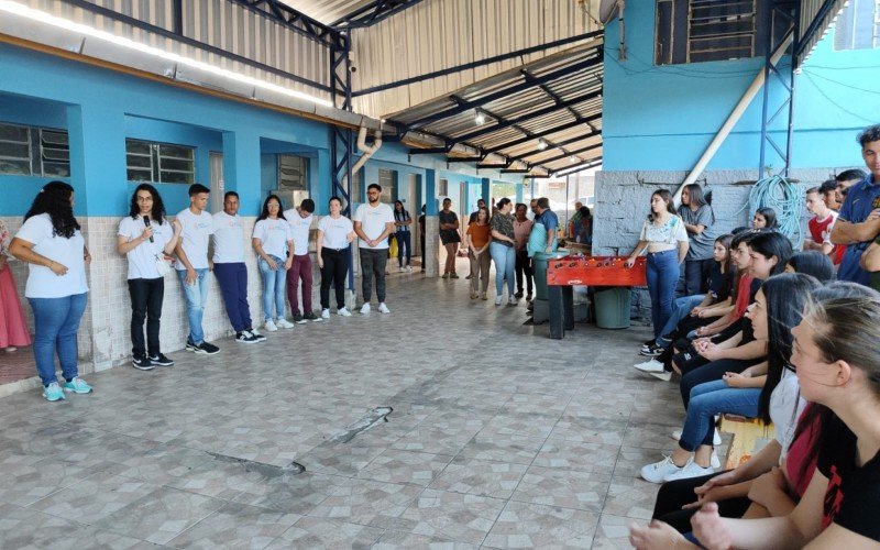 Semana de acolhimento marca transiÃ§Ã£o de 18 instituiÃ§Ãµes para modelo de Escolas de Ensino MÃ©dio em Tempo Integral
