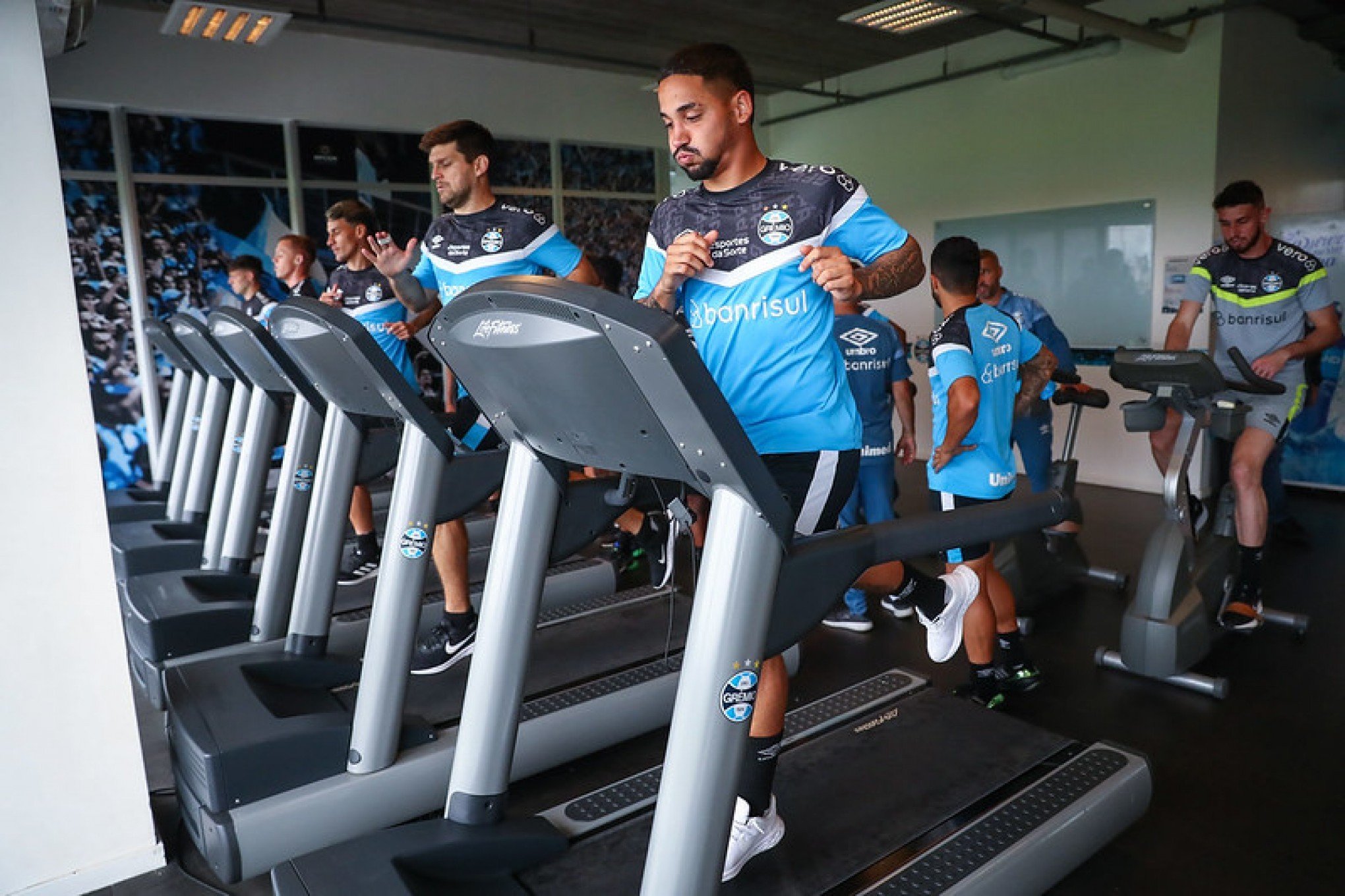 Grêmio vence o Novo Hamburgo em jogo-treino no CT Luiz Carvalho