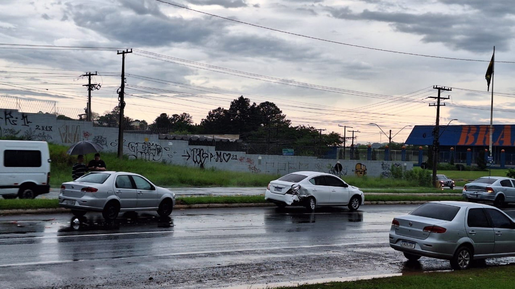 TRÂNSITO: RS-239 registra engavetamento entre três veículos na manhã desta sexta-feira
