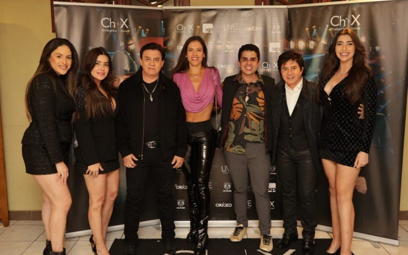 Wendell Cerqueira no show de Chitãozinho e Xororó em Gramado junto de amigas
