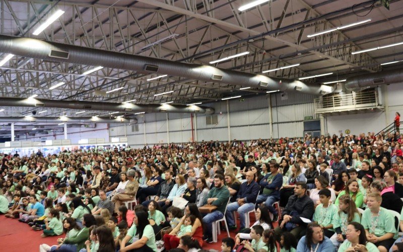 Premiação da 10ª Feira Municipal de Iniciação Científica e Tecnológica (Femictec)  | Jornal NH