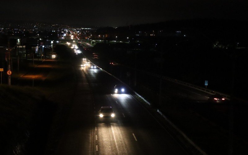 Trecho da BR-116 às escuras em Novo Hamburgo | Jornal NH