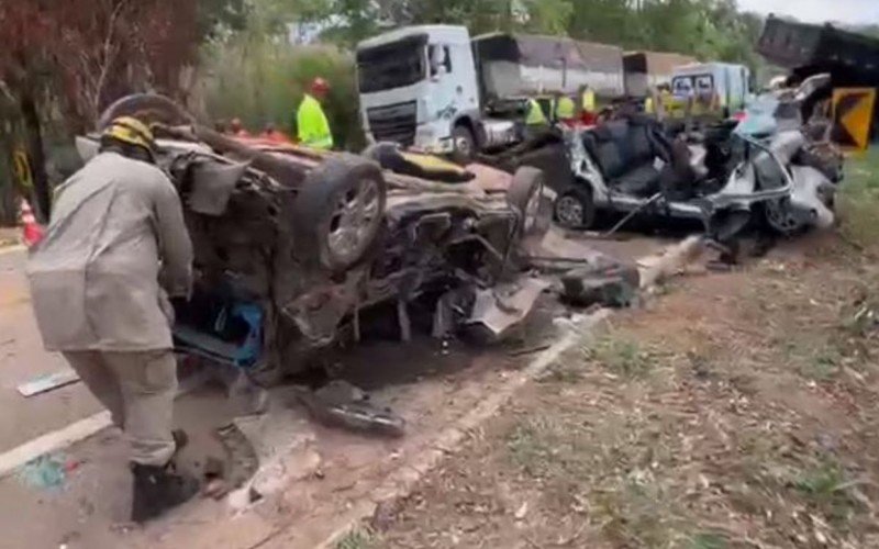 Acidente com 18 veículos em Goiás | Jornal NH