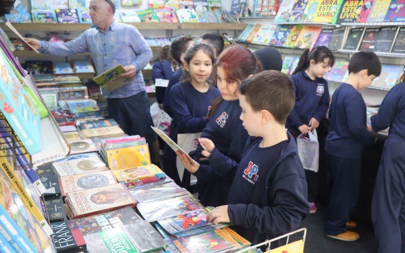 39Âª Feira do Livro de Campo Bom segue atÃ© domingo (1)