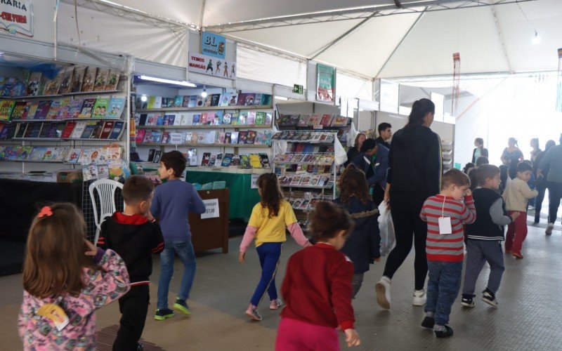 39Âª Feira do Livro de Campo Bom segue atÃ© domingo (1)