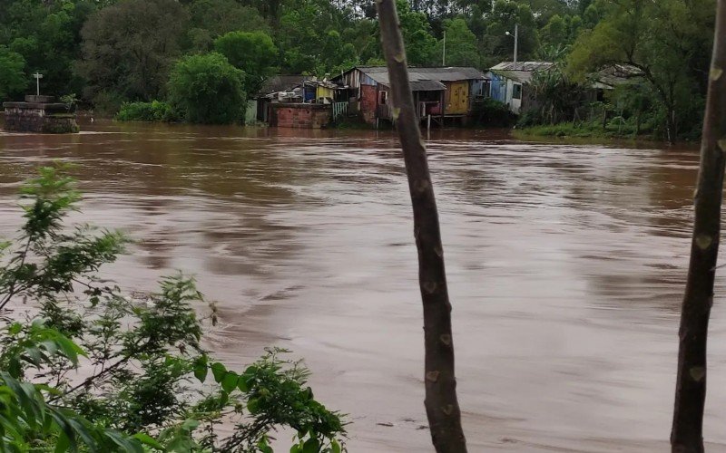 Rio Paranhana no limite entre ParobÃ© e Taquara