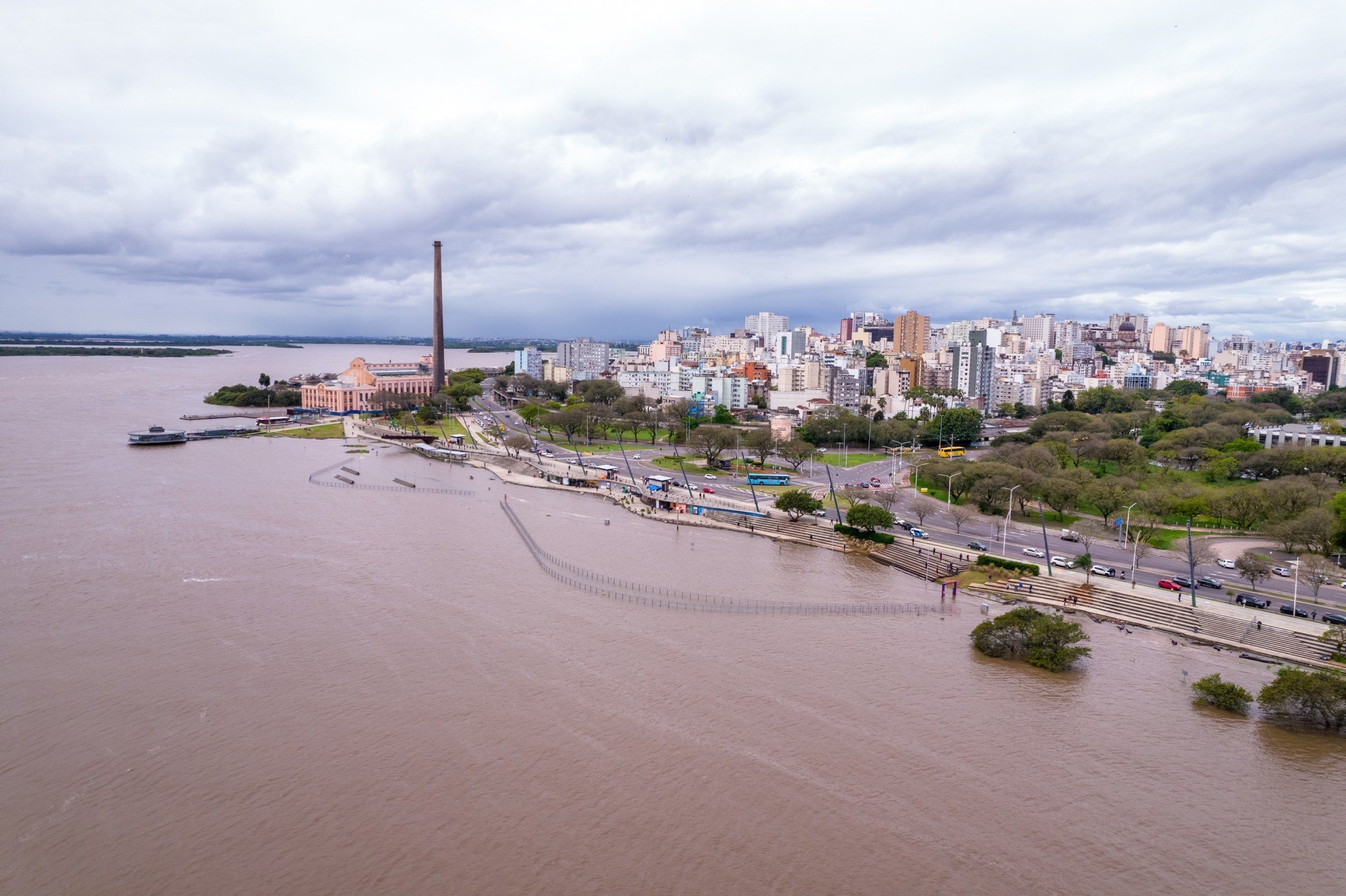 CATÁSTROFE NO RS: Guaíba ainda recua; confira a situação nos rios dos Sinos e Caí
