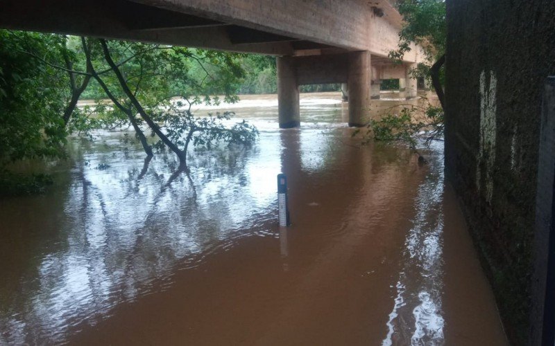 Nível do Rio dos Sinos bateu 6.67m na manhã desta terça-feira | Jornal NH