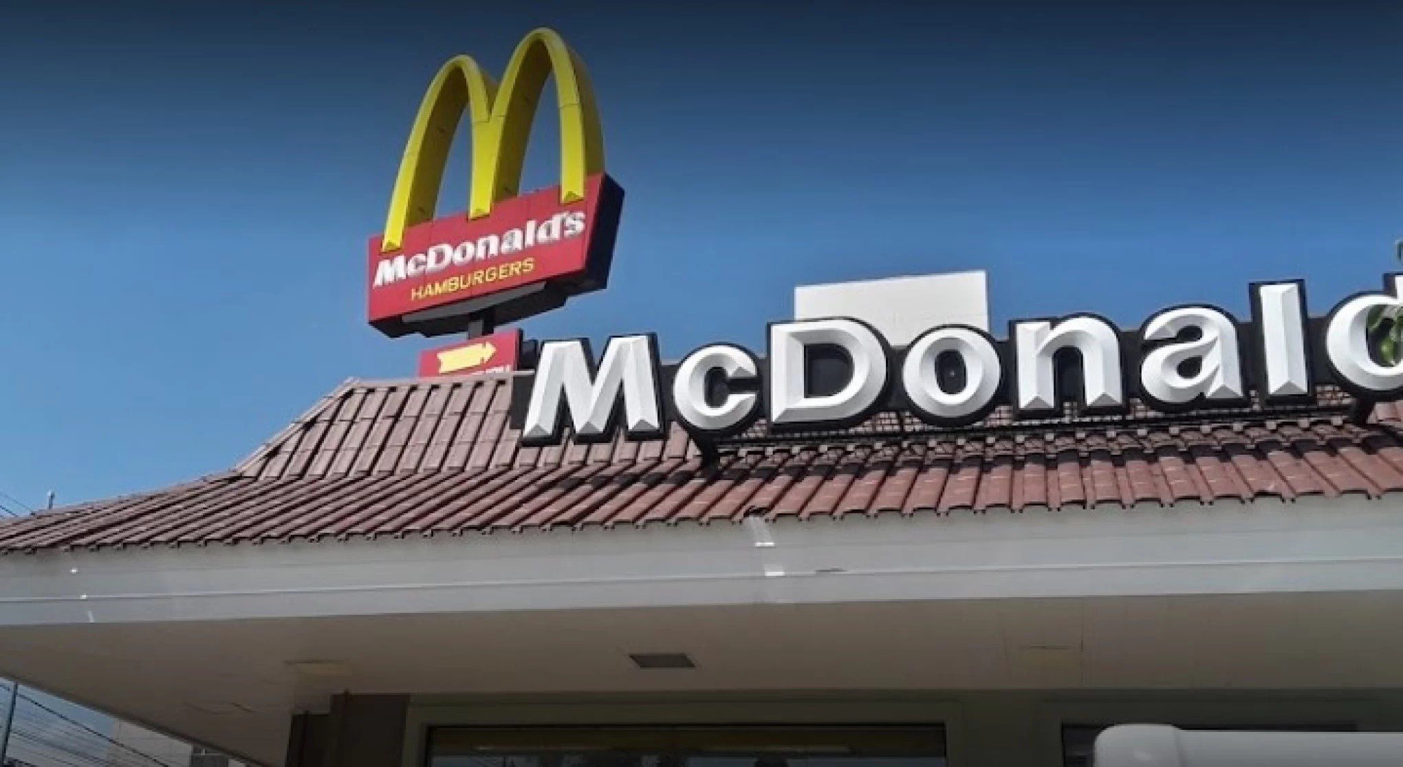 VAGAS DE EMPREGO: McDonald's abre 60 vagas de emprego na região