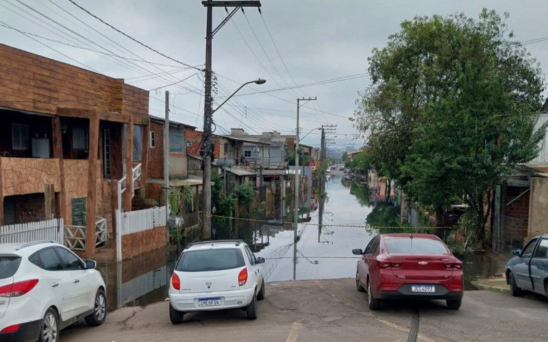 Alagamento do Rio dos Sinos, no bairro Canudos, em Novo Hamburgo, na manhÃ£ de sÃ¡bado