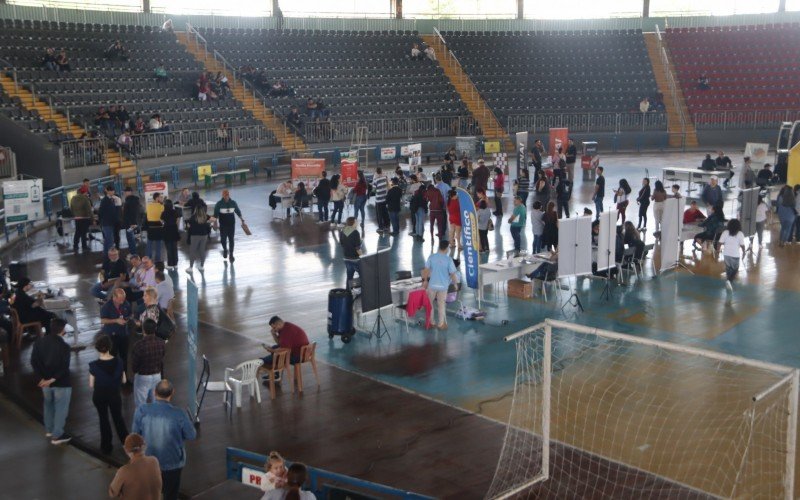 Ginásio Municipal Celso Morbach já sediou feirão de empregos em setembro de 2023