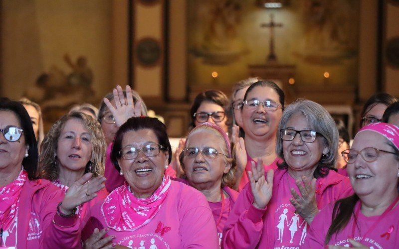 Amigas de MÃ£os Dadas