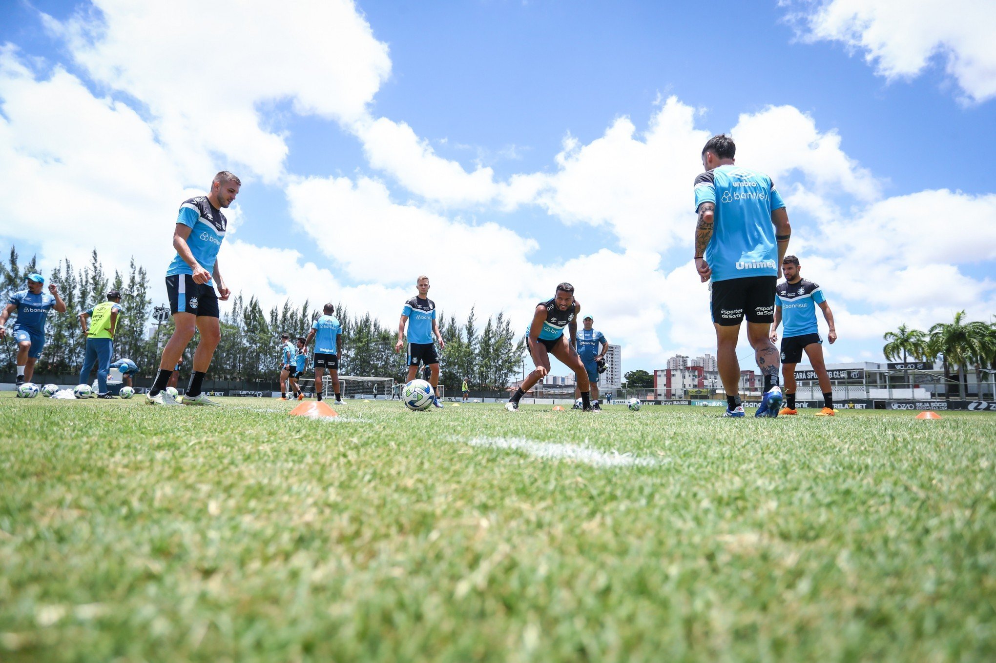 Gre-Nal tem todas as atenções do Grêmio enquanto Inter mira na Libertadores