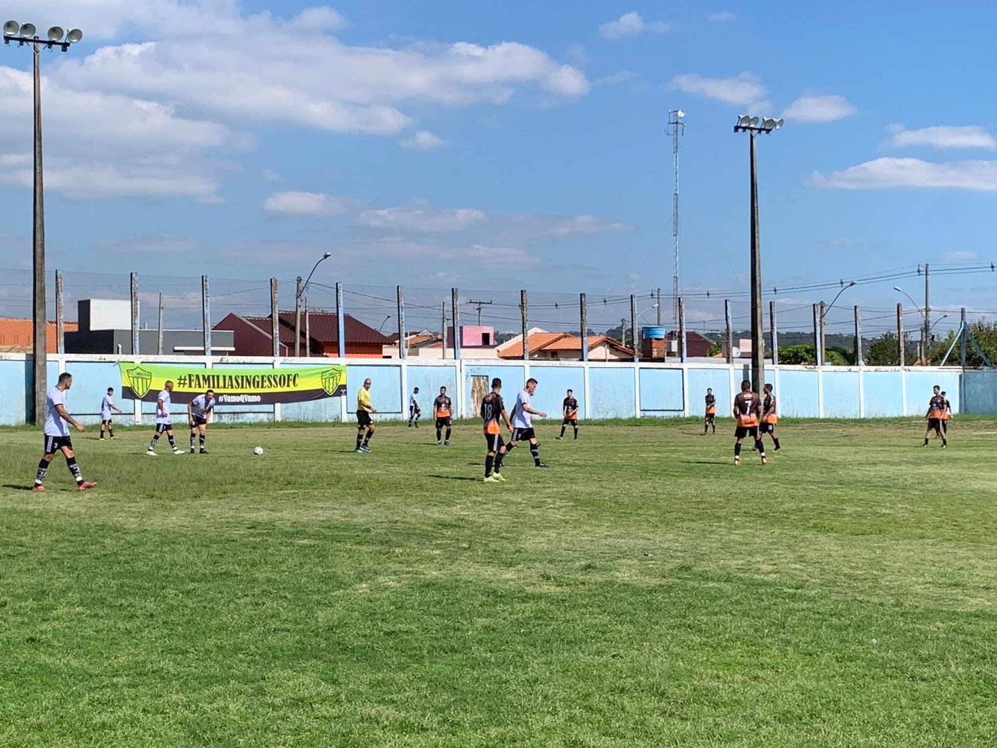 FUTEBOL DE VÁRZEA: Campeonato tem jogo clássico em Novo Hamburgo