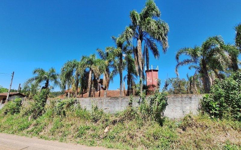 Clínica clandestina, que ficava 15 km de distância do centro de Taquara, tinha muro alto e arame farpado em todo o terreno | Jornal NH