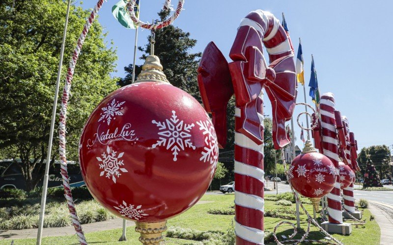 Decoração do Natal Luz de Gramado já é montada