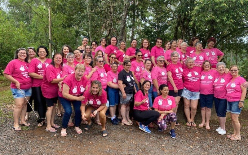 A Associação Força Rosa ajuda as pacientes a obter o diagnóstico e tratamento da doença