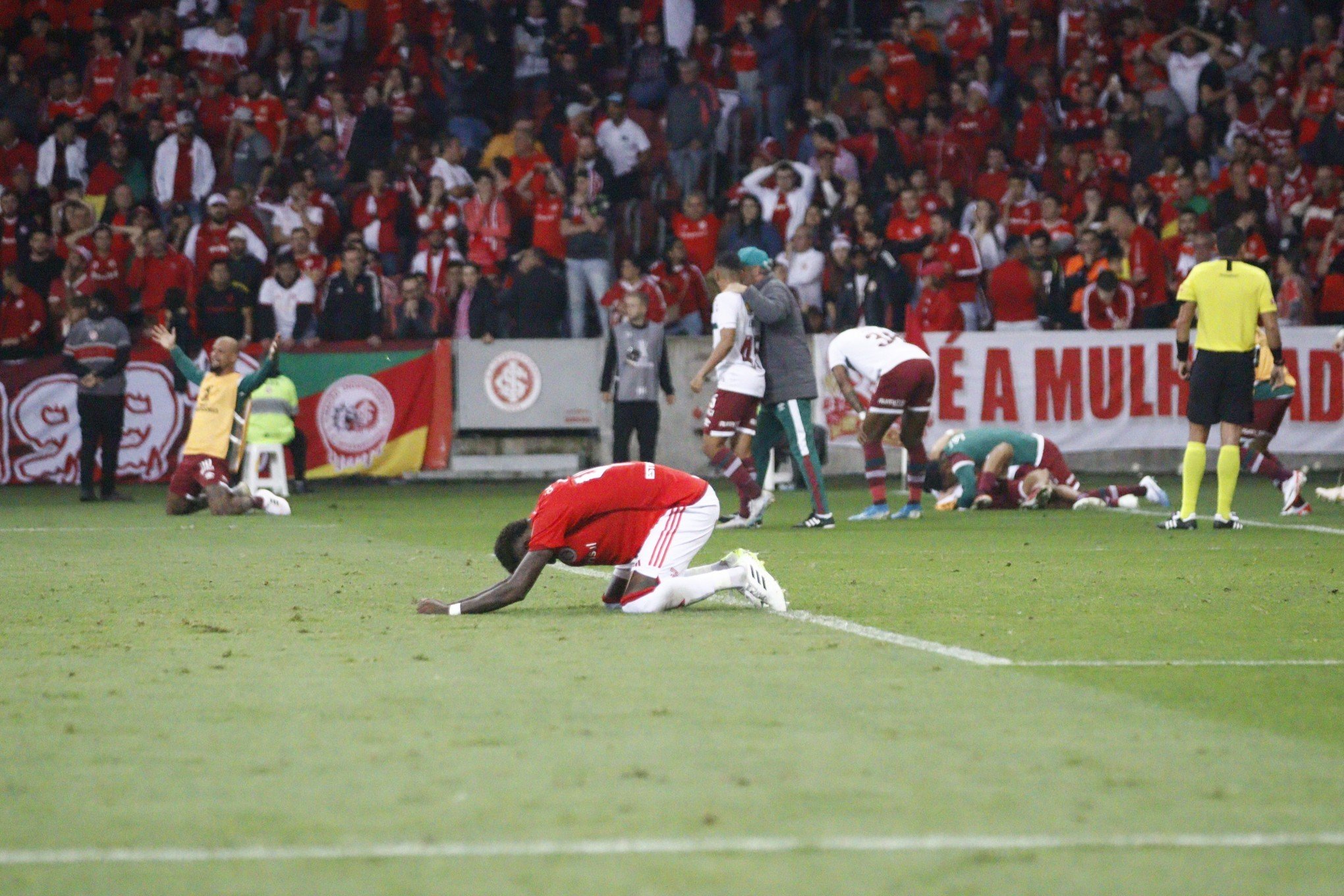 Colorado perde para o Fluminense e é eliminado da Libertadores