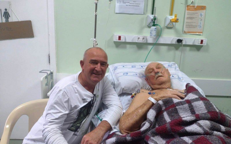 João Iaronka realizou operação para retirada de um tumor no pulmão esbanjando bom humor e positividade