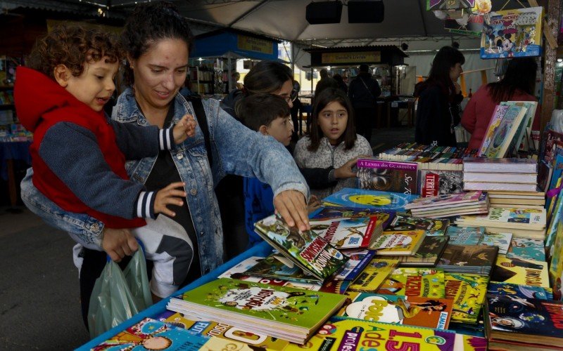  07/10/2023 38Âª FEIRA DO LIVRO - SABADO