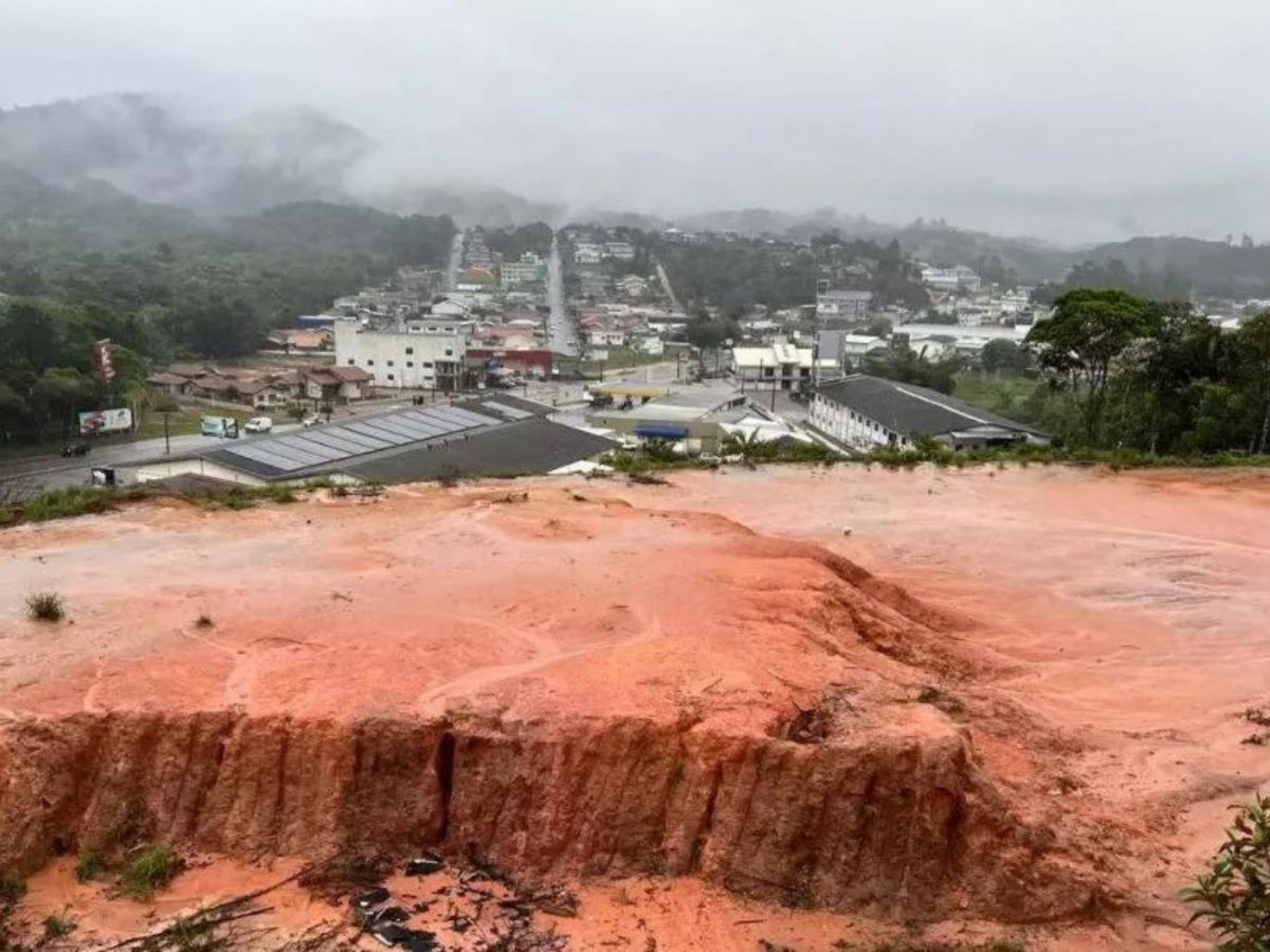 PREVISÃO DO TEMPO: Confira as projeções de chuva para este sábado no Sul do Brasil