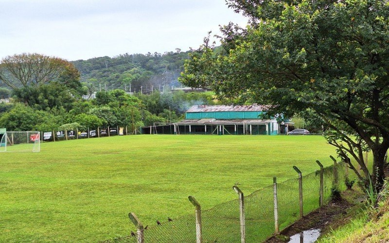 Alguns atletas desavisados chegaram a ir até o campo do Guarani para a primeira rodada do Varzeano | Jornal NH