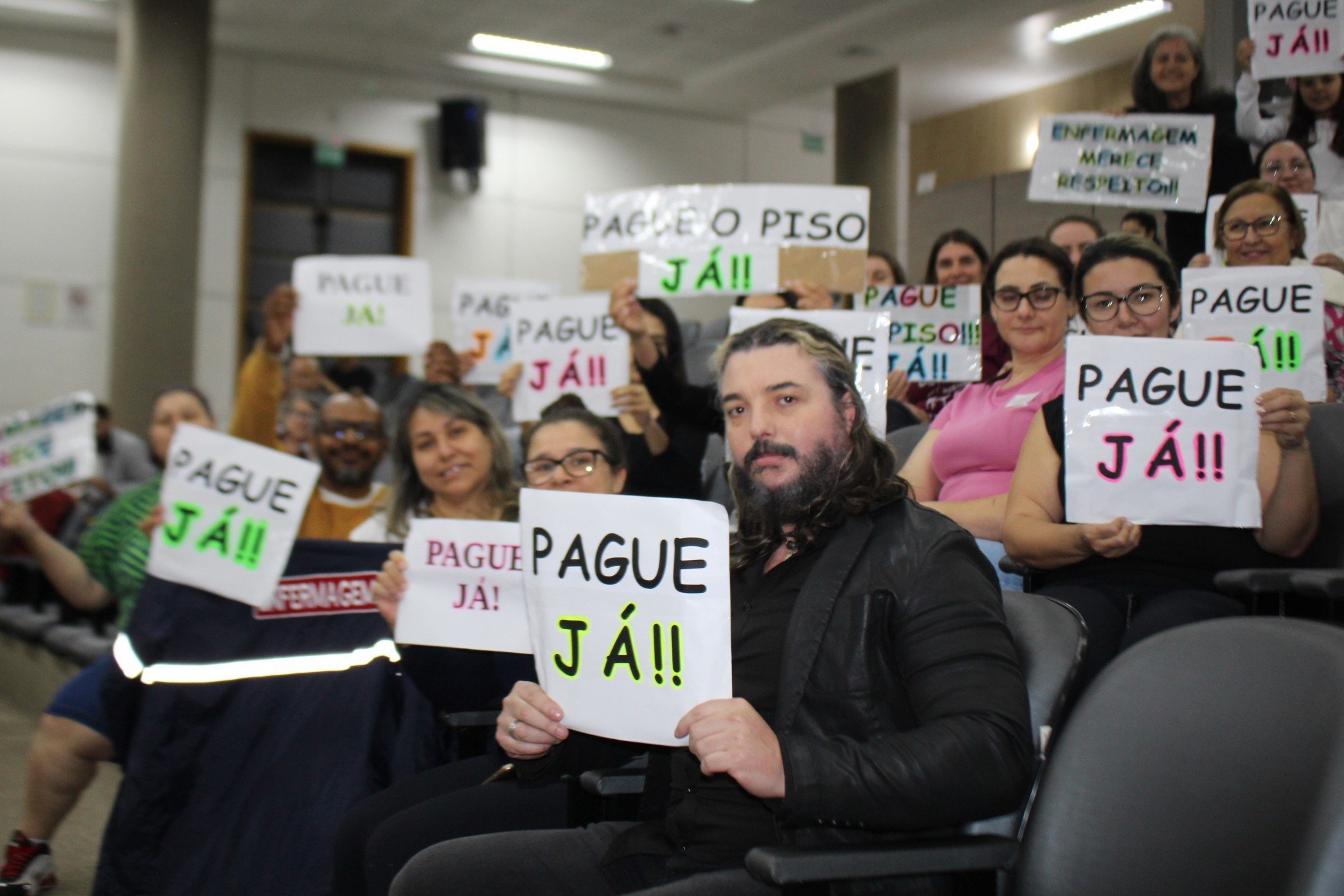 PISO DA ENFERMAGEM: Saiba qual foi o resultado da votação na Câmara de Novo Hamburgo