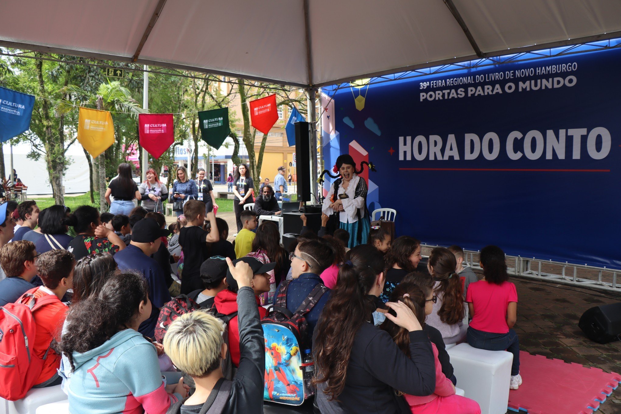 Feira do Livro de Novo Hamburgo tem bate-papo com autores nacionais; saiba quando