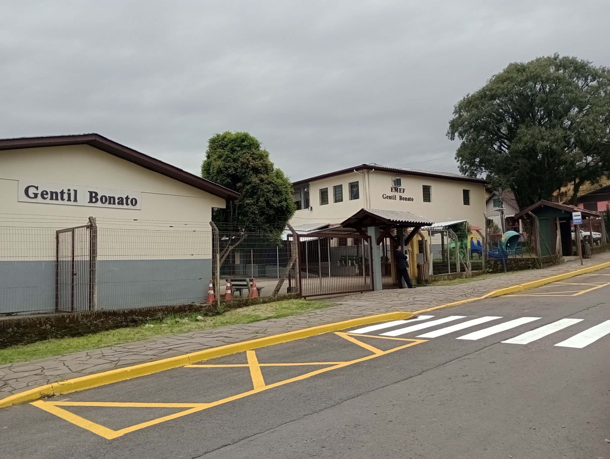 Bairro Prinstrop tem mudanças no trânsito para aumentar segurança em escola