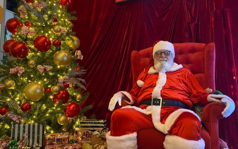 Programação do Sonho de Natal foi lançado em Canela e contou com Papai Noel