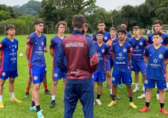 Equipes sub-16 encaram o desafio da Copa Gramado Laghetto