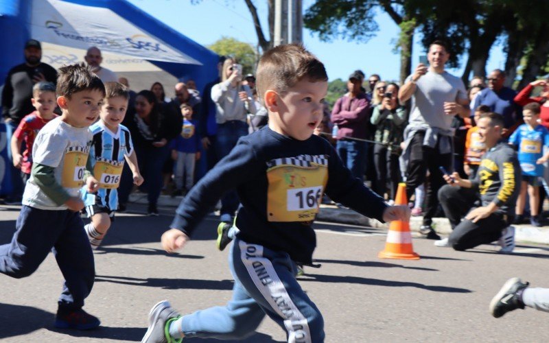 Corrida Kids reúne 250 participantes em Estância Velha | Jornal NH