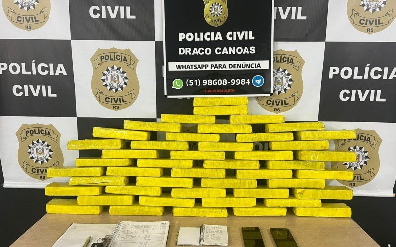 Uma denúncia terminou em flagrante e na apreensão de 30 kg de maconha neste sábado (14)